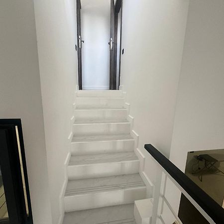 Luxe Apartment In Center Yerevan Exterior photo