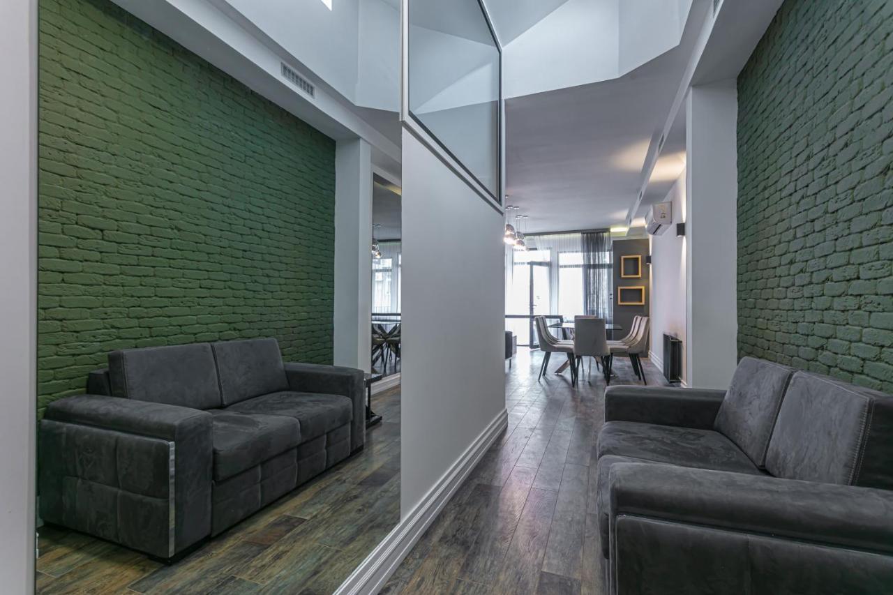 Luxe Apartment In Center Yerevan Exterior photo