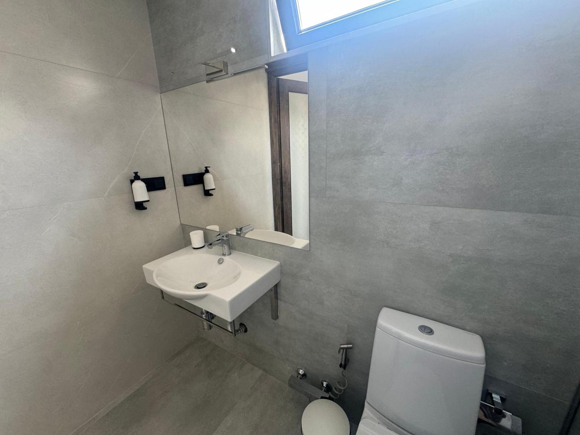 Luxe Apartment In Center Yerevan Exterior photo